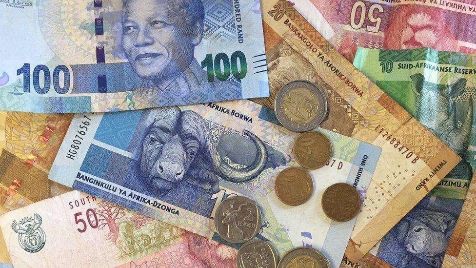 How much does it typically cost to purchase a shelf company in South Africa?